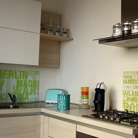 Casa Ginebras Бари