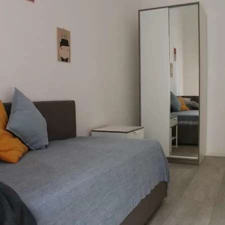 Casa Ginebras Bari