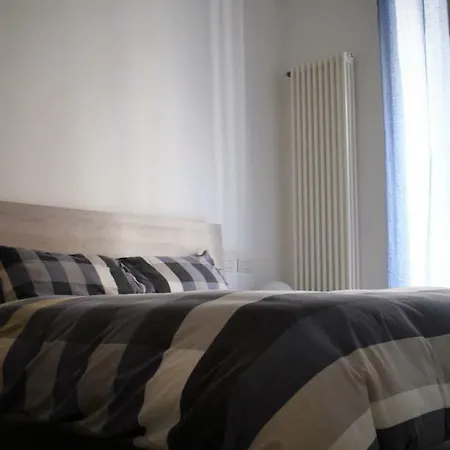 Casa Ginebras Lägenhet Bari