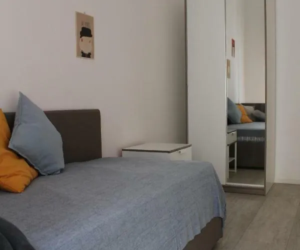 Casa Ginebras バーリ